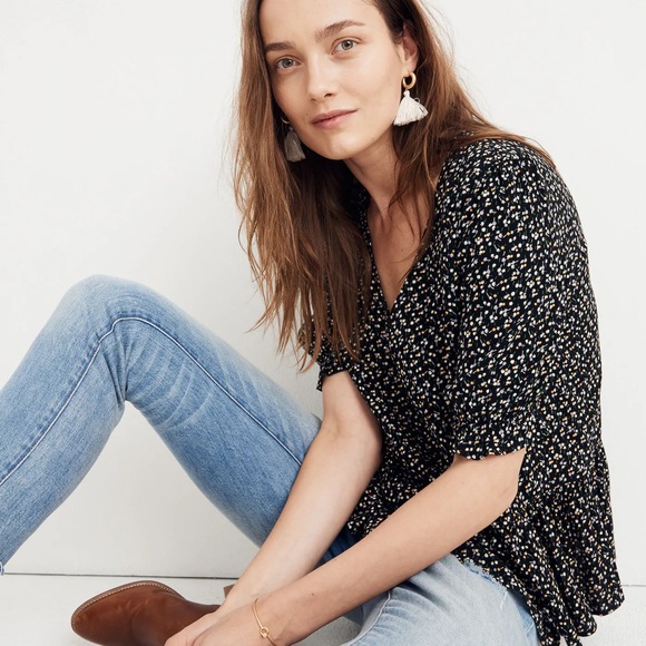 Madewell Courtyard Ruffle-Hem Top in Playground Posies (XS) - Picture 2 of 5